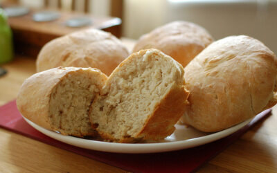 7 Signs That You Might Be Gluten Intolerant